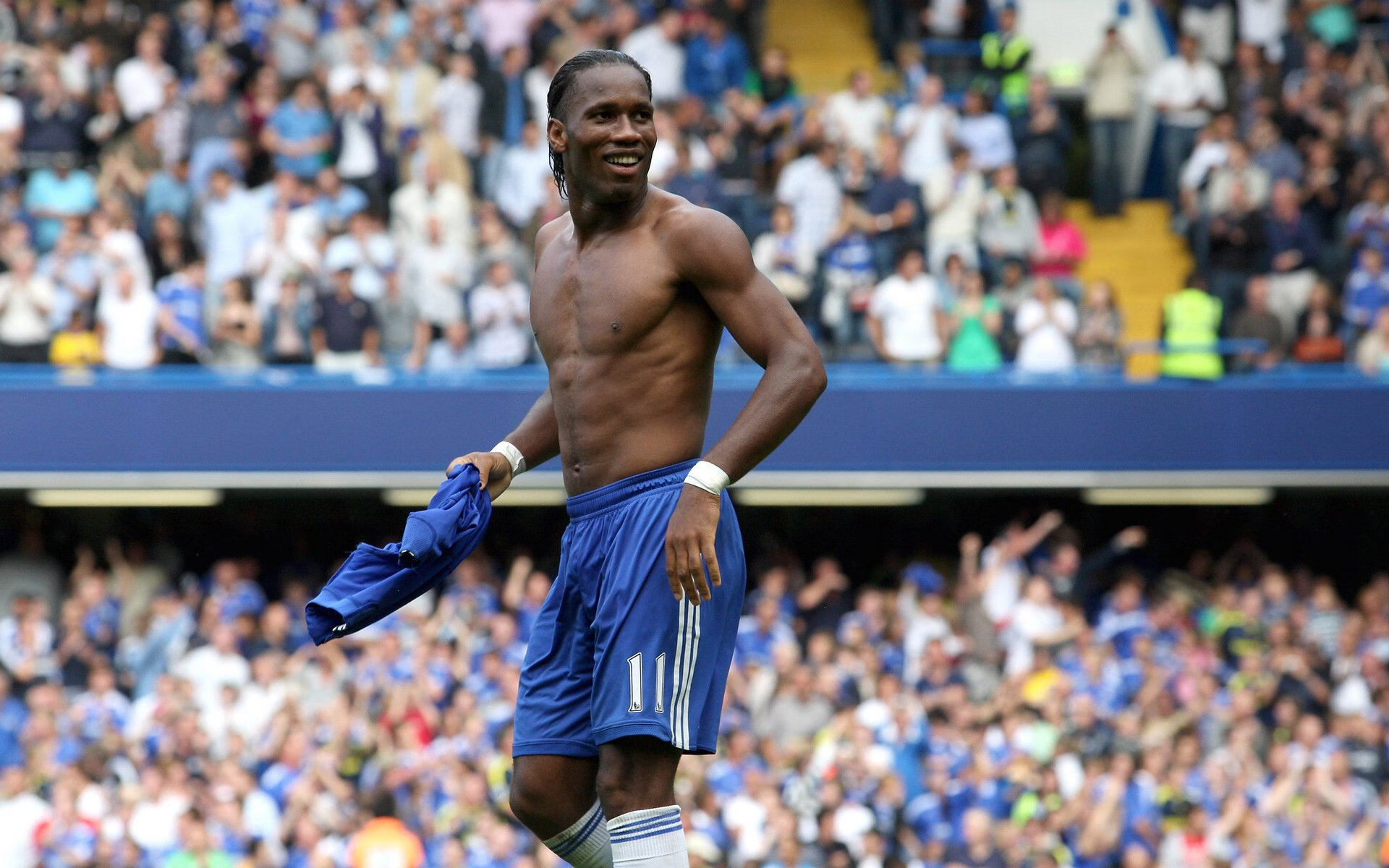 kaiyun app download-2017年总决赛第二场：骑士在主场以多点开花战术击败勇士，勒布朗贡献33分和11个篮板，带队暂时领先。